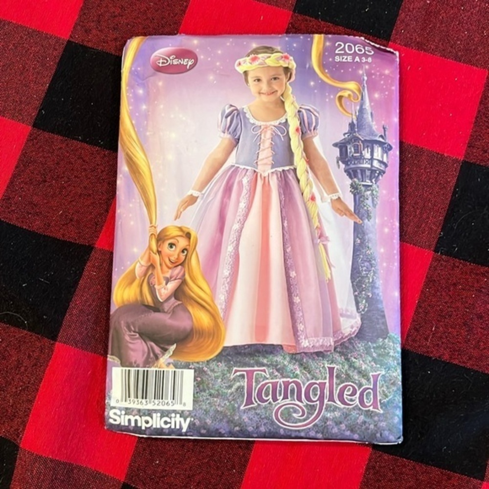 Simplicity Tangled Pattern 2065 Size A NEW